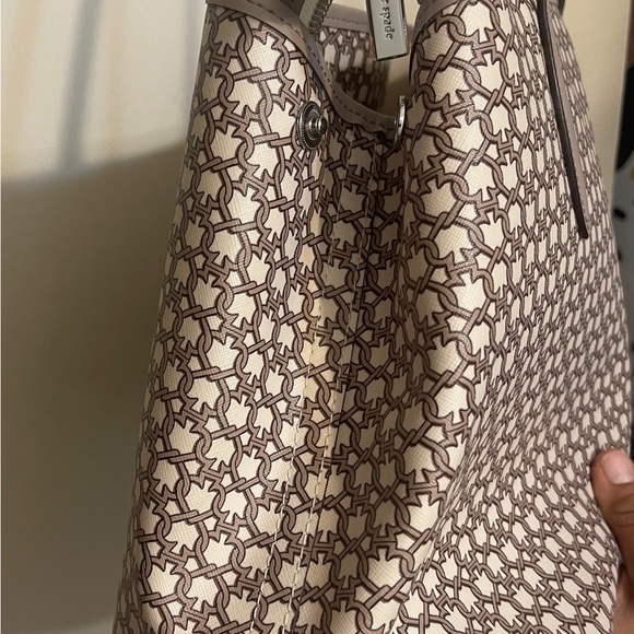 Kate spade large tote - Picture 7 of 7